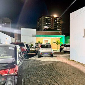 Estacionamento privativo clínica veterinária em fortaleza. Vetlife 24h